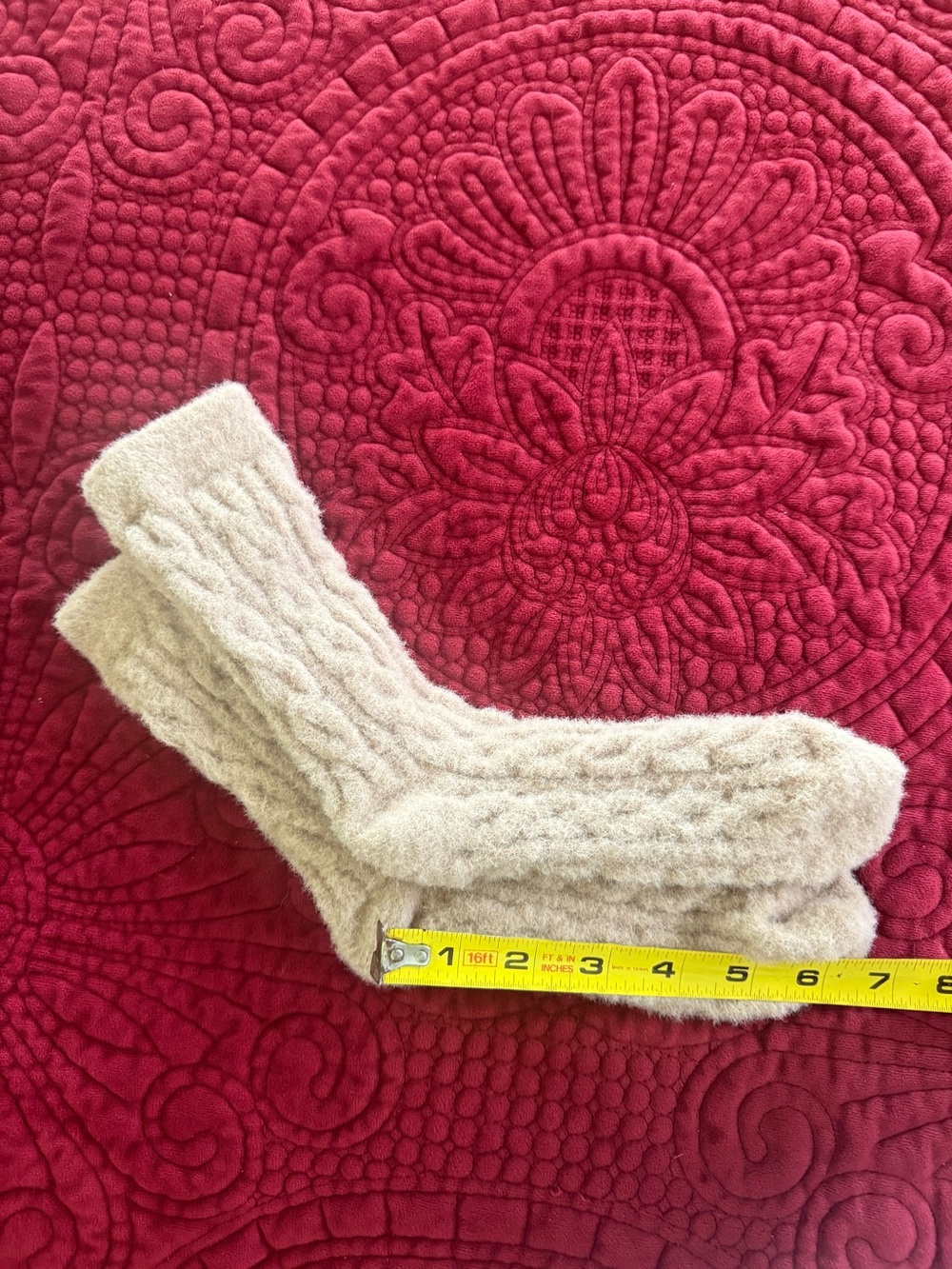 Cozy Cable-Knit Cream Cashmere Socks